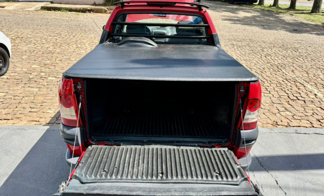 Fiat Strada Trekking 1.4 mpi Fire Flex 8V CE 2012 Flex-10