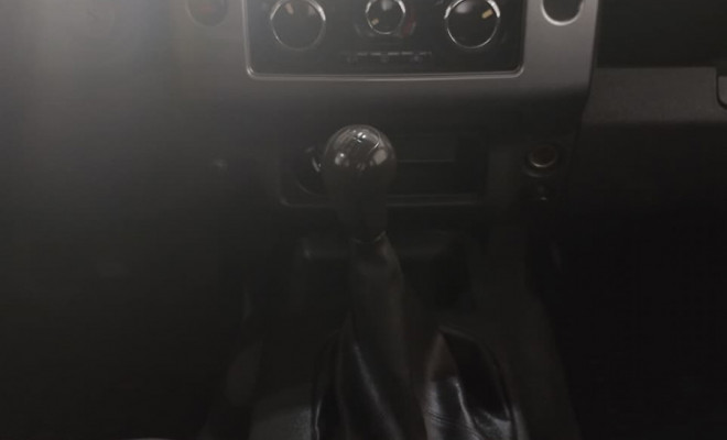 Nissan Frontier S CD 4x4 2.5 TB Diesel 2015 Diesel-8