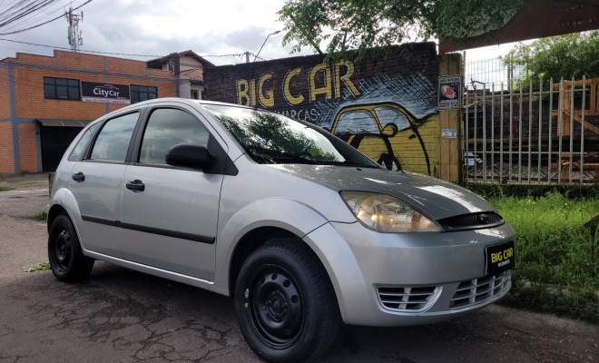 Ford Fiesta Personnalité 1.0 8V 66cv 5p 2003 Gás-10