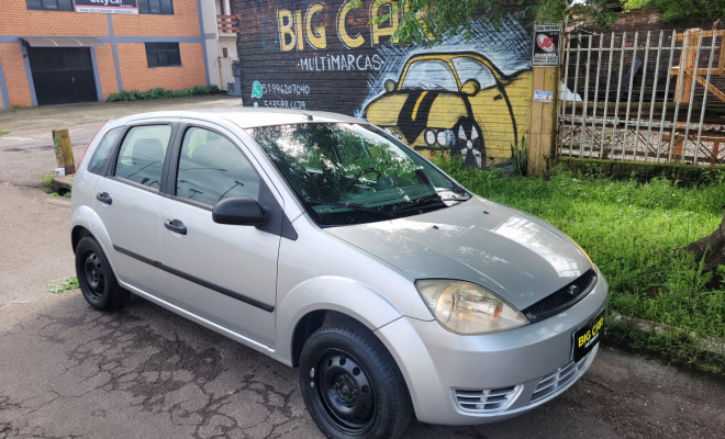 Ford Fiesta Personnalité 1.0 8V 66cv 5p 2003 Gás-2