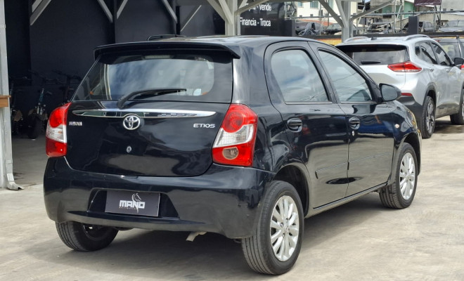 Toyota ETIOS XLS Sedan 1.5 Flex 16V 4p Mec. 2014 Flex-2