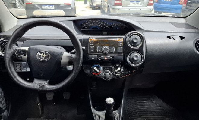 Toyota ETIOS XLS Sedan 1.5 Flex 16V 4p Mec. 2014 Flex-3