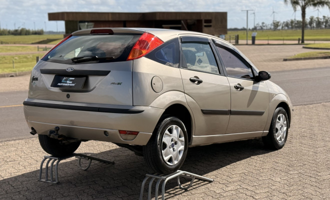 Ford Focus 1.6 S/SE/SE Plus Flex 8V/16V  5p 2008 Gasolina-3