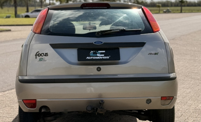 Ford Focus 1.6 S/SE/SE Plus Flex 8V/16V  5p 2008 Gasolina-2