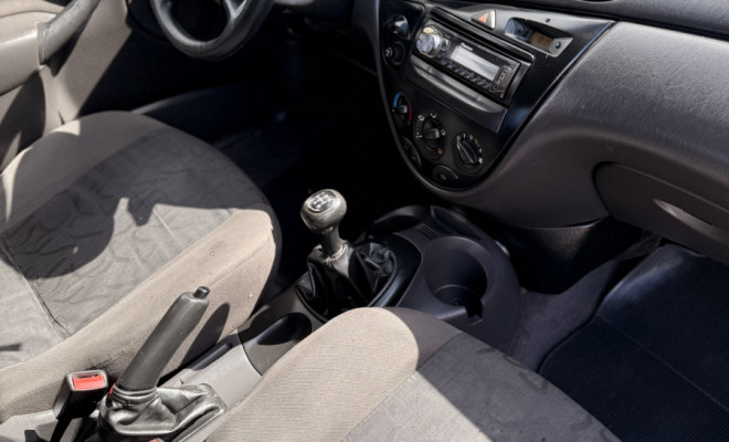 Ford Focus 1.6 S/SE/SE Plus Flex 8V/16V  5p 2008 Gasolina-9