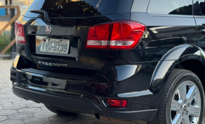 Fiat FREEMONT EMOT./PRECISION 2.4 16V 5p Aut. 2014 Flex-7