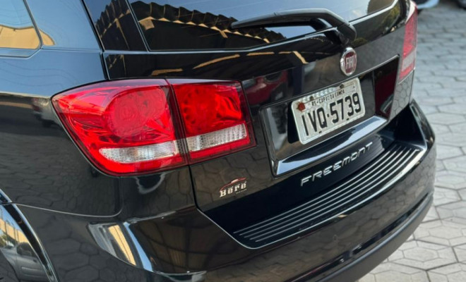 Fiat FREEMONT EMOT./PRECISION 2.4 16V 5p Aut. 2014 Flex-6