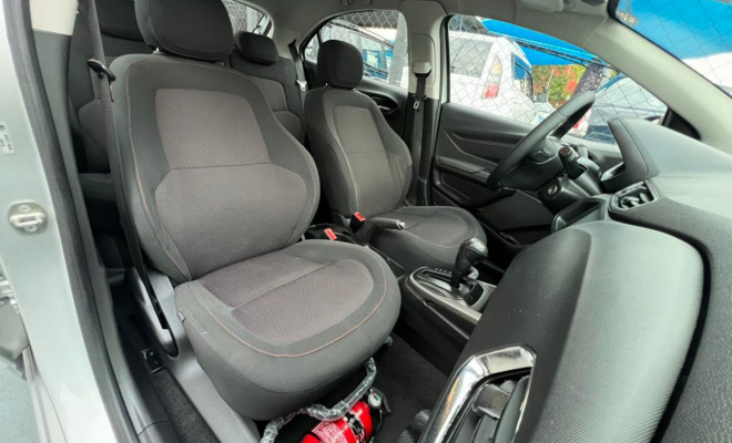 GM - Chevrolet ONIX HATCH LTZ 1.4 8V FlexPower 5p Aut. 2015 Flex-11