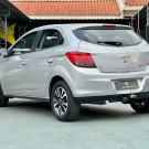 GM - Chevrolet ONIX HATCH LTZ 1.4 8V FlexPower 5p Aut. 2015 Flex-2