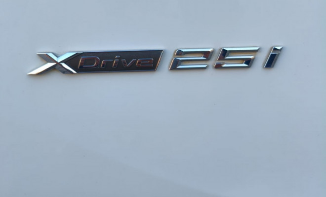 BMW X1 XDRIVE 25i Sport 2.0/2.0 Flex Aut. 2016 Gasolina-4