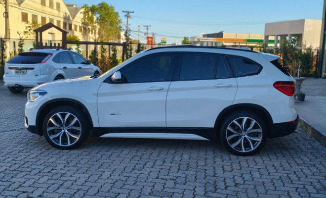 BMW X1 XDRIVE 25i Sport 2.0/2.0 Flex Aut. 2016 Gasolina-16