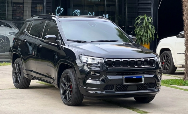 Jeep COMPASS Black Hurricane 2.0 4x4 TB Aut. 2025 Gasolina
