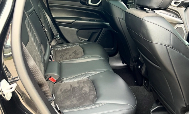 Jeep COMPASS Black Hurricane 2.0 4x4 TB Aut. 2025 Gasolina-9