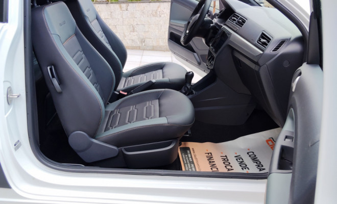 VW - VolksWagen Saveiro Extreme 1.6 Flex 16V CD Zero KM Flex-7