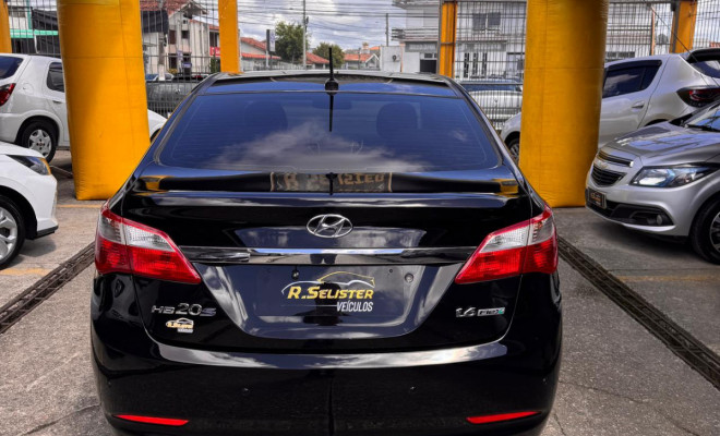 HB20S Premium 1.6 Flex 16V Mec. 2014-3