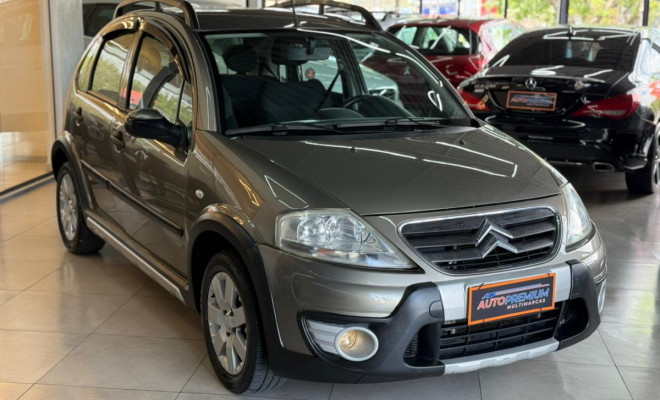 Citroën C3 XTR 1.4 Flex 8V 5p 2011 Flex