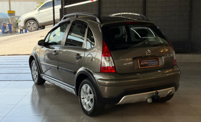 Citroën C3 XTR 1.4 Flex 8V 5p 2011 Flex-7