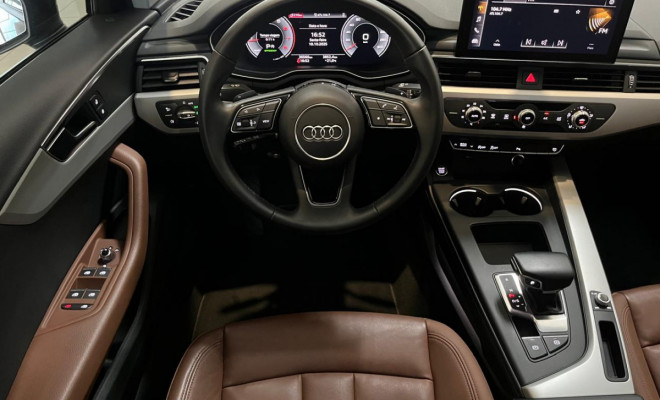Audi A4 Prestige 2.0 TFSI S-tronic 2023 Gasolina-5