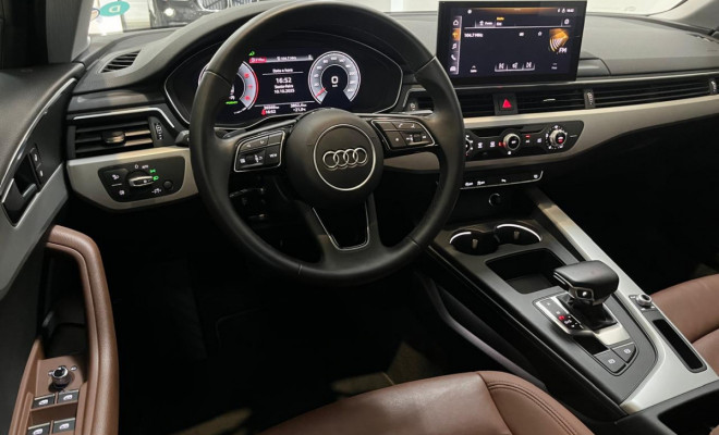 Audi A4 Prestige 2.0 TFSI S-tronic 2023 Gasolina-7