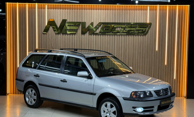 VW - VolksWagen Parati CROSSOVER 2.0 8V/ 1.0 16V TB 4p 2004 Gasolina