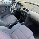 VW - VolksWagen Parati CROSSOVER 2.0 8V/ 1.0 16V TB 4p 2004 Gasolina-5