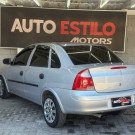 GM - Chevrolet Corsa Sedan 1.0 MPFI 8V 71cv 4p 2003 Gasolina-2