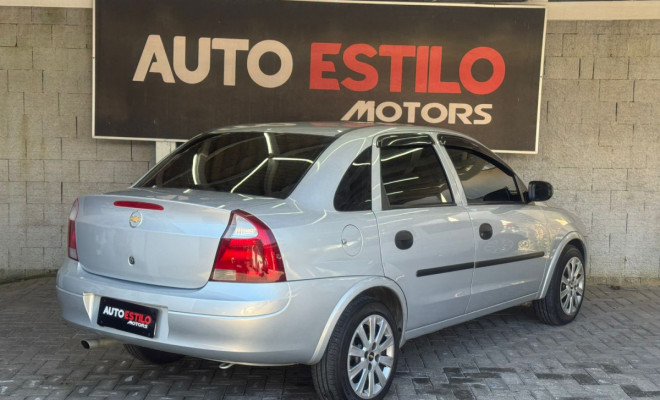 GM - Chevrolet Corsa Sedan 1.0 MPFI 8V 71cv 4p 2003 Gasolina-1