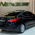 Hyundai Elantra GLS 1.8 16V Aut. 2012 Gasolina-4