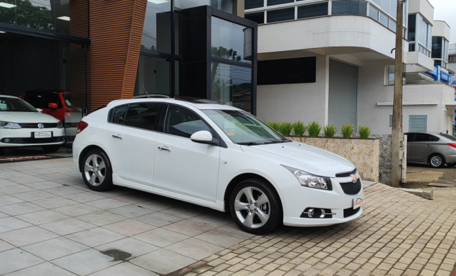 GM - Chevrolet CRUZE HB Sport LTZ 1.8 16V FlexP. 5p Aut 2012 Flex