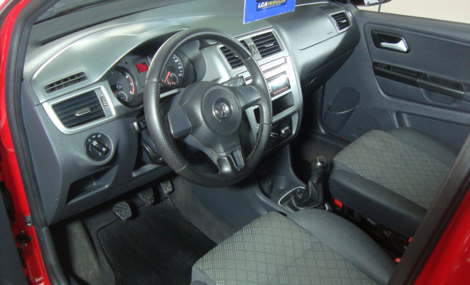VW - VolksWagen Fox Trendline 1.0 Flex 8V 5p 2015 Flex-7
