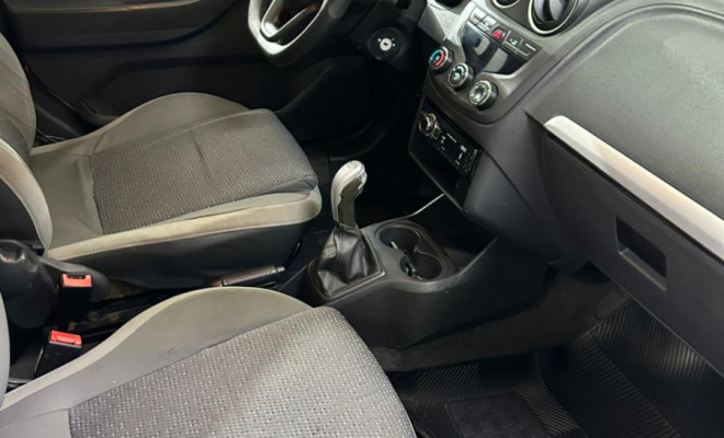 GM - Chevrolet MONTANA LS 1.4 ECONOFLEX 8V 2p 2016 Flex-3