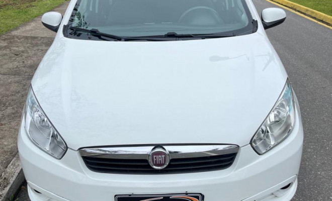 Fiat Grand Siena ATTRAC. 1.4 EVO F.Flex 8V 2013 Flex-4