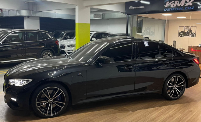BMW 330e M Sport 2.0 Turbo Aut. (Híbrido) 2022 Híbrido-8