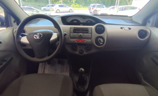 Toyota ETIOS XS  1.3 Flex 16V 5p Mec. 2013 Flex-4