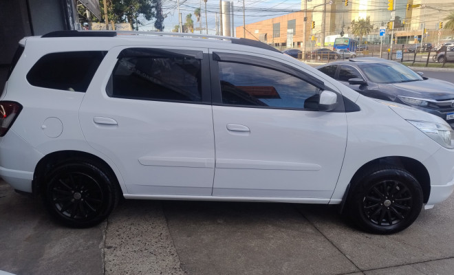 GM - Chevrolet SPIN LT 1.8 8V Econo.Flex 5p Aut. 2015 Flex-10