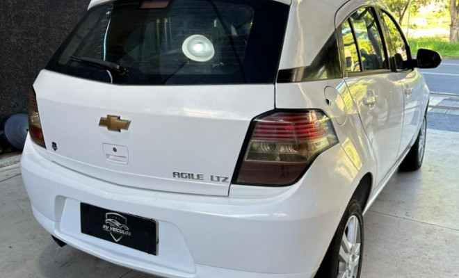 GM - Chevrolet AGILE LTZ 1.4 MPFI 8V FlexPower 5p 2011 Flex-1