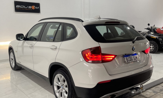 BMW X1 SDRIVE 18i 2.0 16V 4x2 Aut. 2013 Gasolina-30