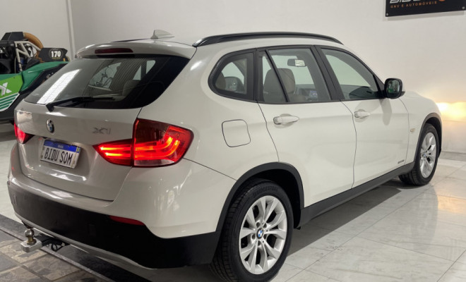 BMW X1 SDRIVE 18i 2.0 16V 4x2 Aut. 2013 Gasolina-32