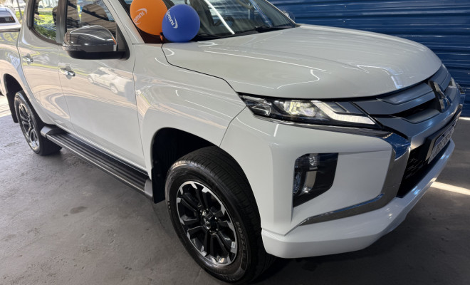 Mitsubishi L200 Triton Sport HPE 2.4 CD Diesel Aut. 2023 Diesel