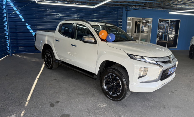 Mitsubishi L200 Triton Sport HPE 2.4 CD Diesel Aut. 2023 Diesel-1