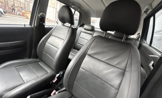 VW - VolksWagen CROSSFOX 1.6 Mi Total Flex 8V 5p 2007 Flex-6