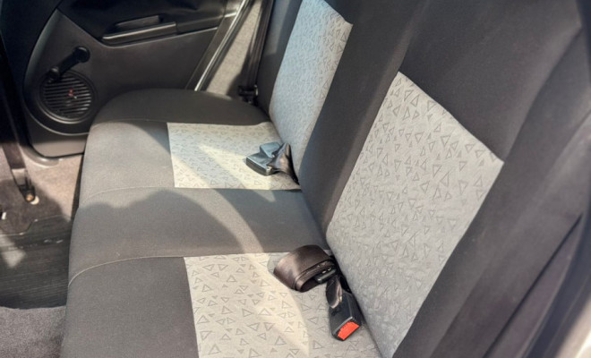 Ford Fiesta Sed. 1.6 8V Flex 4p 2012 Flex-9