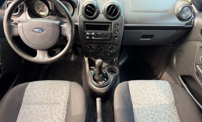 Ford Fiesta Sed. 1.6 8V Flex 4p 2012 Flex-6