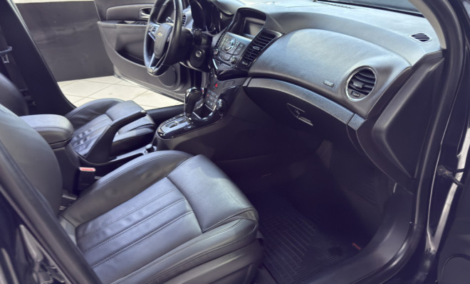 GM - Chevrolet CRUZE LT 1.8 16V FlexPower 4p Aut. 2014 Flex-4