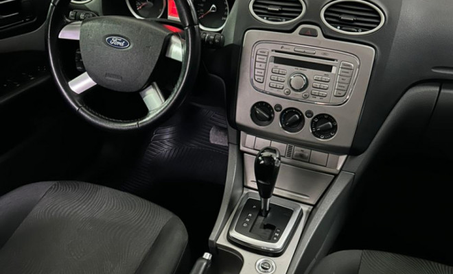 Ford Focus Sed. TI./TI.Plus 2.0 16V Flex  Aut 2013 Flex-2