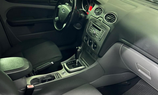 Ford Focus Sed. TI./TI.Plus 2.0 16V Flex  Aut 2013 Flex-3