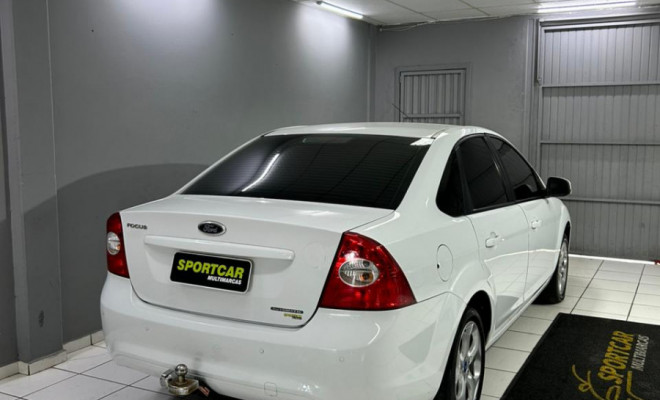 Ford Focus Sed. TI./TI.Plus 2.0 16V Flex  Aut 2013 Flex-5