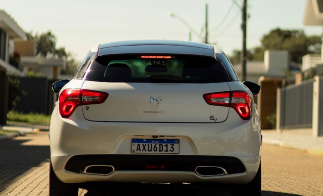 Citroën DS5 1.6 Turbo 16V 5p Aut. 2013 Gasolina-9