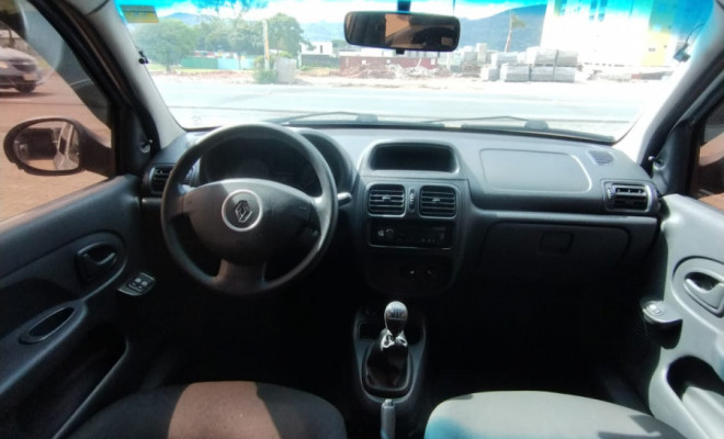 Renault Clio Authentique 1.0/1.0 Hi-Power 16V 3p 2015 Flex-8
