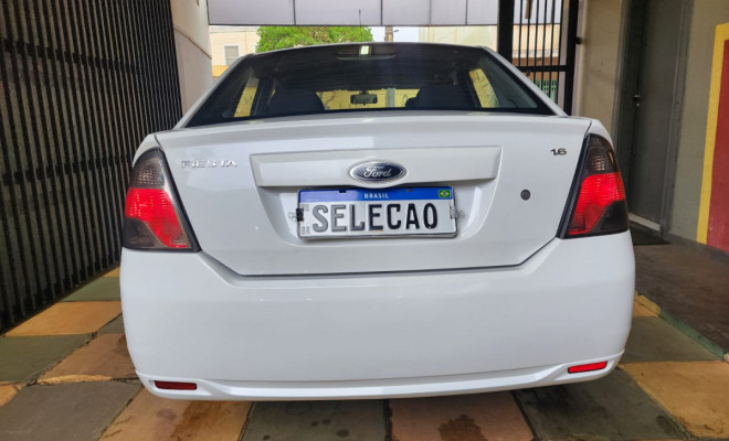 Ford Fiesta Sedan SE 1.6 8V Flex 4p 2014 Flex-3